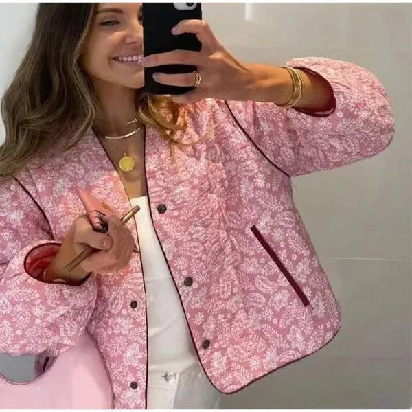 BLOOM – pikowana damska kurtka w różanym patchworku